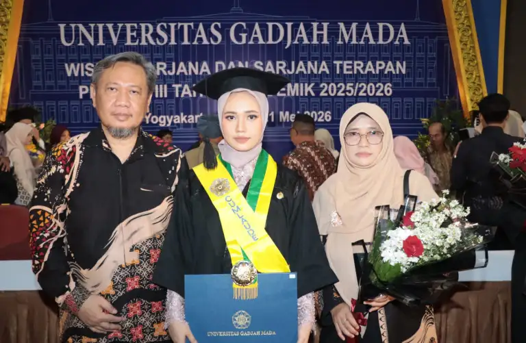 Kisah Fulviana Lulus S1 Kedokteran UGM di Usia 20 Tahun