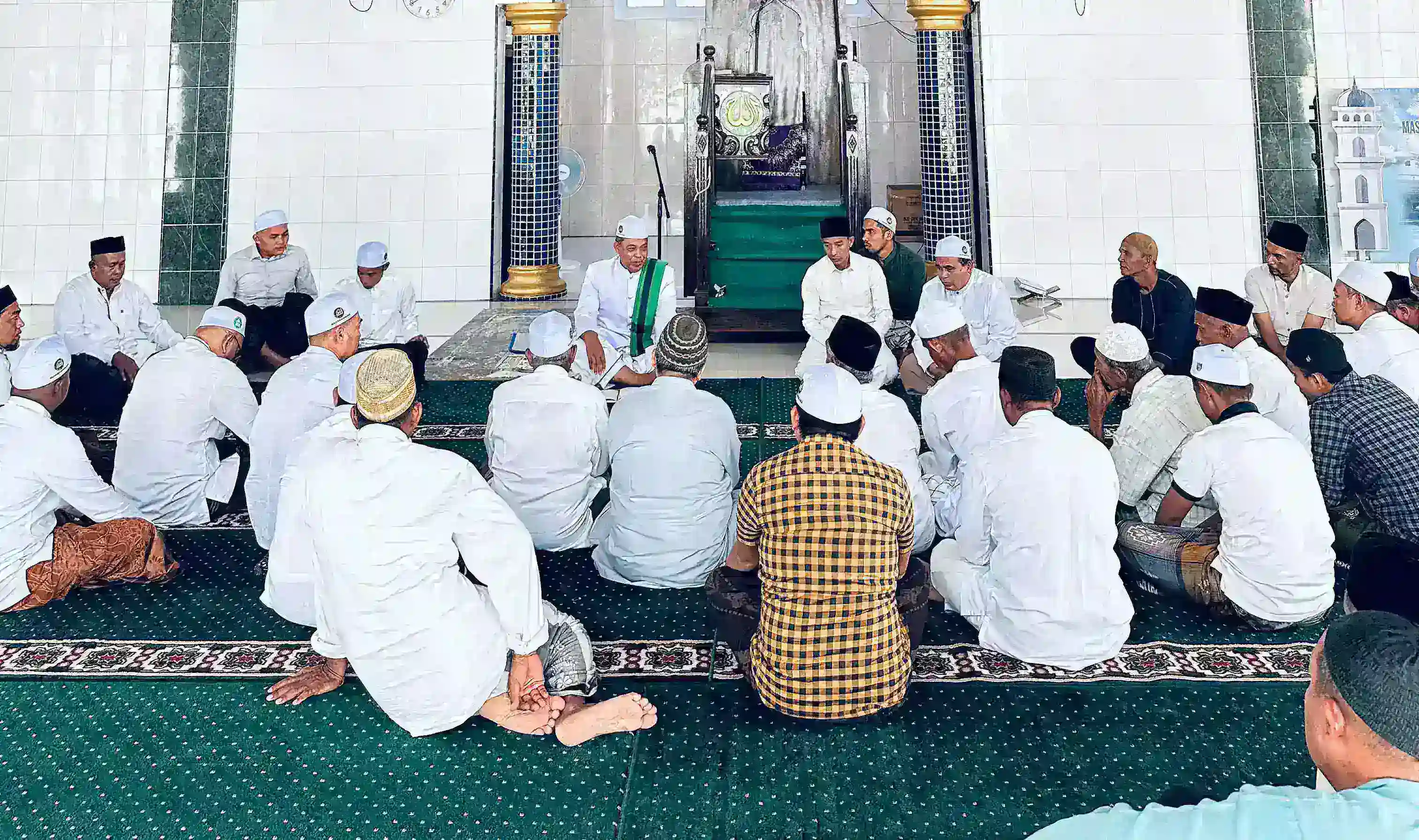 Imum Syiek Masjid Besar Samalanga Perkuat Tata Kelola Masjid Lewat Diskusi Bulanan