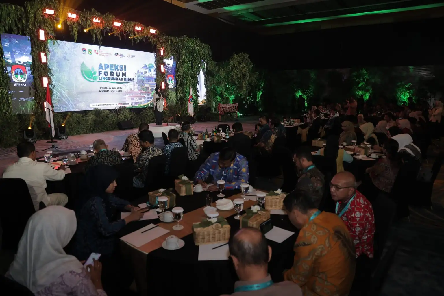 Illiza Resmi Buka Forum Lingkungan Hidup Rakernas XVIII APEKSI 2026, Dorong Aksi Nyata Percepatan Penurunan Emisi