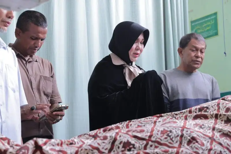 Illiza Larut dalam Duka, Kenang Pengabdian Abu Doto untuk Aceh